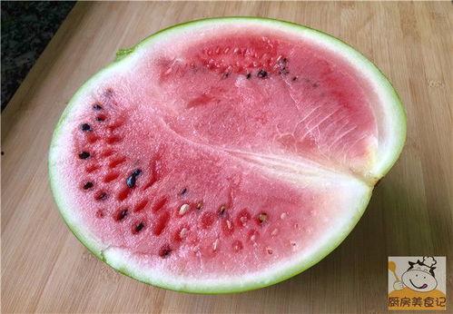 我们的天空吃瓜