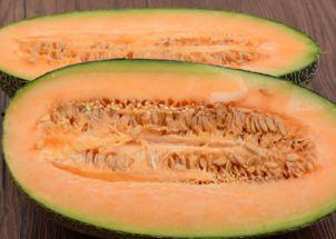 摘哈密瓜吃哈密瓜视频,跟随视频一起品尝甜蜜滋味